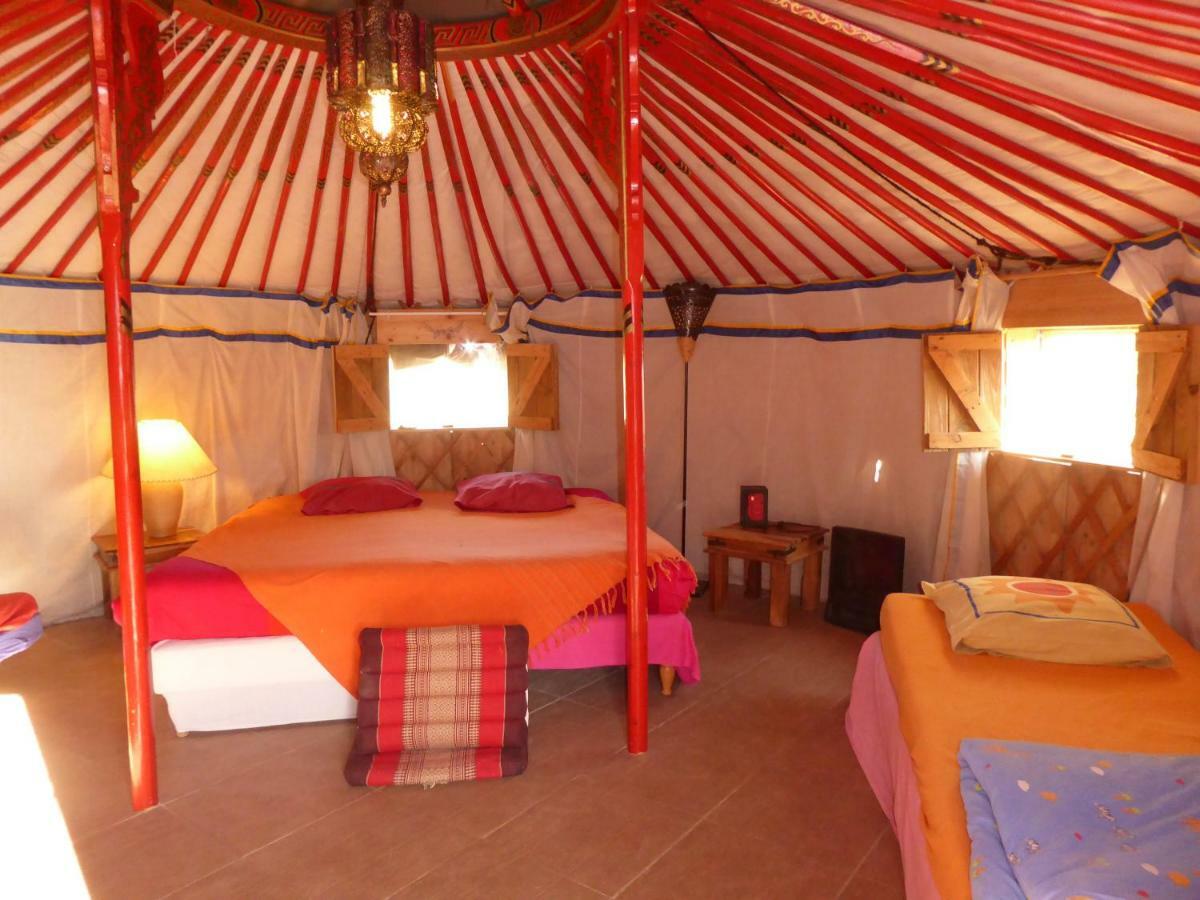 Ferme Saint Pierre Hotel Bargème Esterno foto